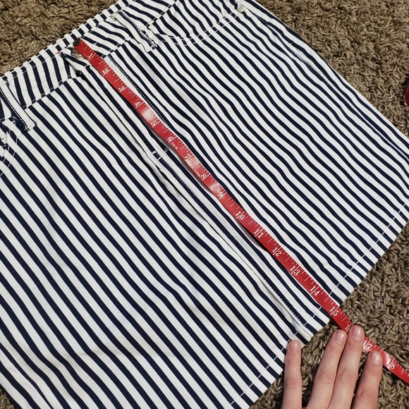 Guess Striped Skirt - Picture 8 of 8